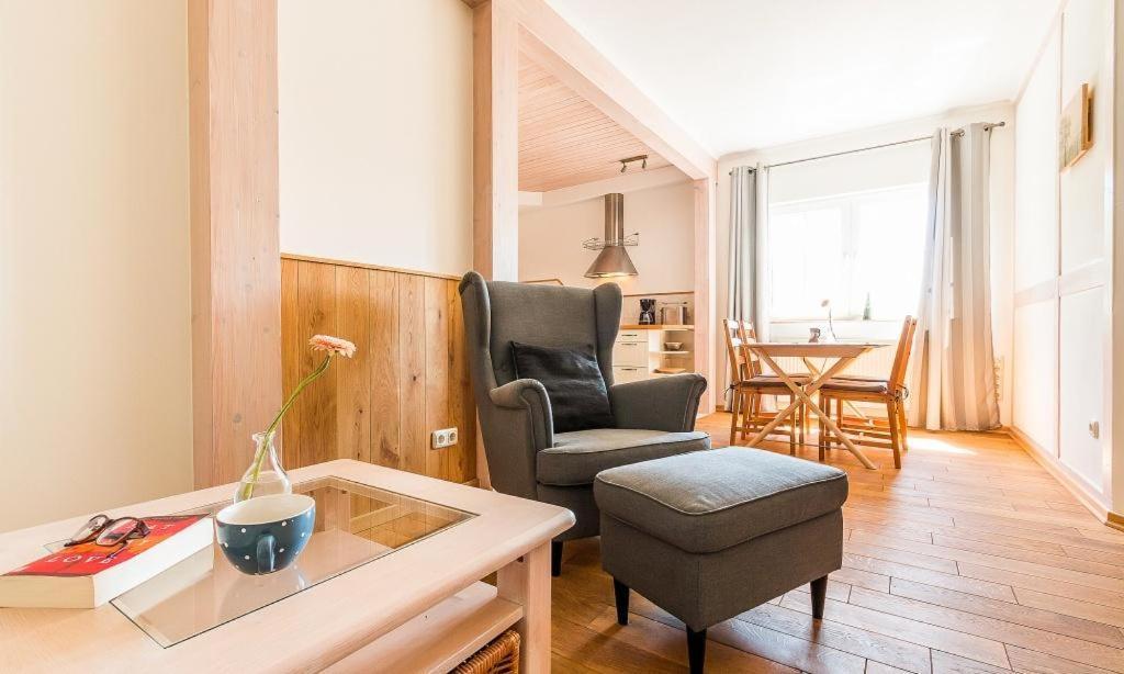 Haus Schilfkante - Wohnung 2 Wieck Luaran gambar