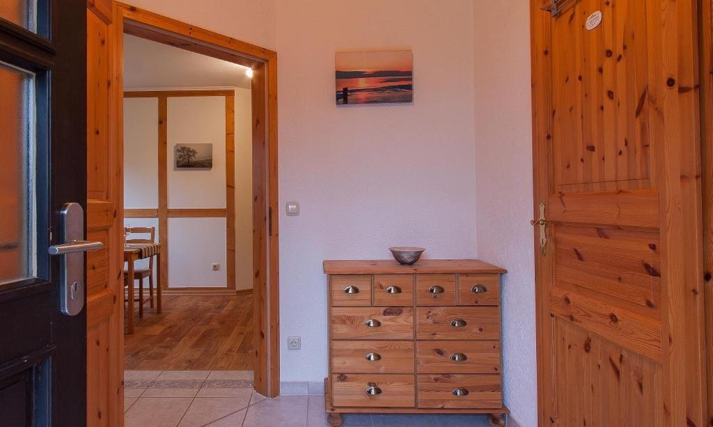 Haus Schilfkante - Wohnung 2 Wieck Luaran gambar